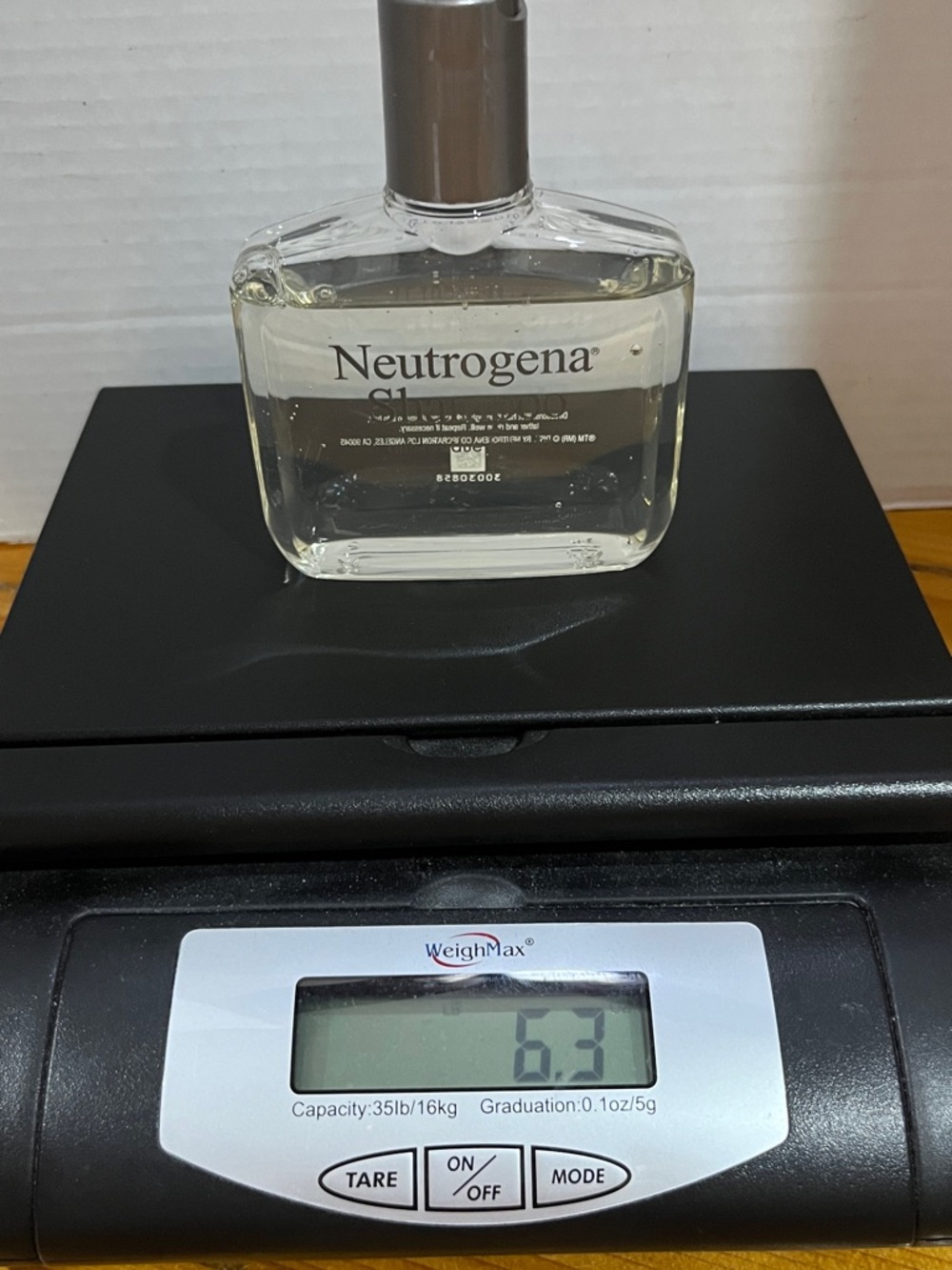 Neutrogena Anti-Residue Shampoo - Picture 5 of 5